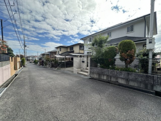 【前面道路含む現地写真】