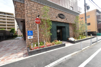 【エントランス】