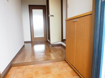 ゆったりとした玄関です