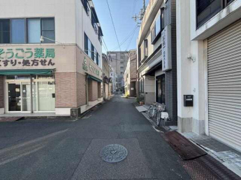 八幡浜市港町の事務所の画像