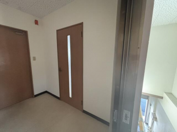 八幡浜市港町の事務所の画像