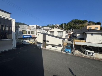 八幡浜市港町の事務所の画像