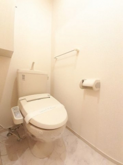 落ち着いたトイレです