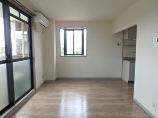 ゆったりとした居間です