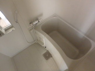 落ち着いた空間のお風呂です