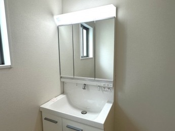 【独立洗面台】