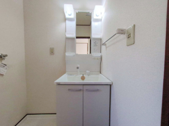 【洗面所】