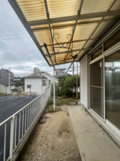 【バルコニー】