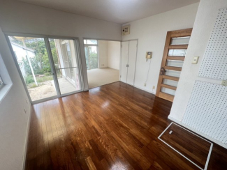 【居間・リビング】