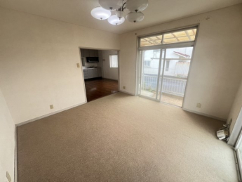 【居間・リビング】