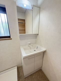 【独立洗面台】