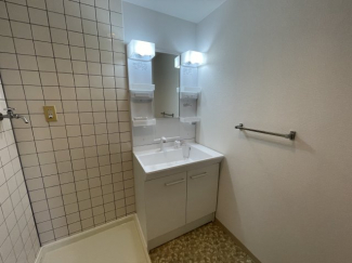 脱衣スペースもあります