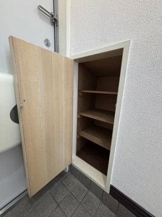 シューズボックス