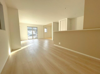 ＬＤＫ約２２．７帖