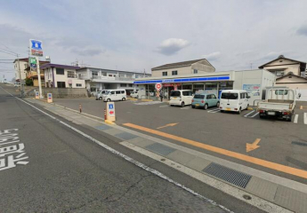 ローソン松山市坪北店まで542m