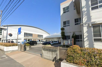 松山市立余土小学校まで1605m