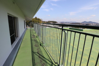 【バルコニー】