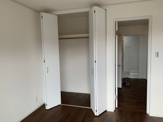 洋室4.5帖の収納