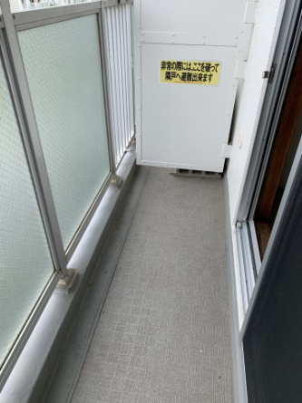 北側バルコニー