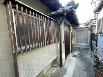 【バルコニー】