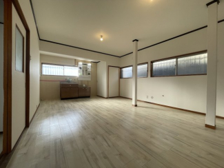 【居間・リビング】