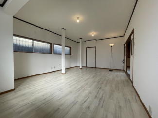 【居間・リビング】