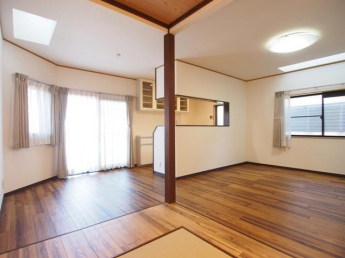 【居間・リビング】