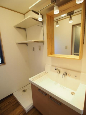 【洗面所】