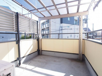 【バルコニー】