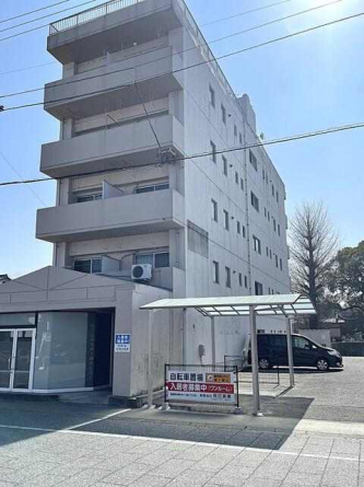 無料でご利用いただける自転車置き場がございます。