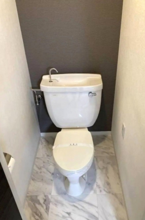 広い空間の使いやすいトイレです