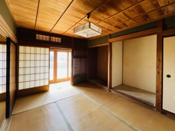 明るい和室です