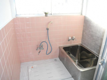 新居浜市本郷３丁目の一戸建ての画像