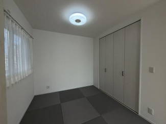 落ち着いた空間の１階トイレ　Ｐａｎａｓｏｎｉｃ製アラウーノ採