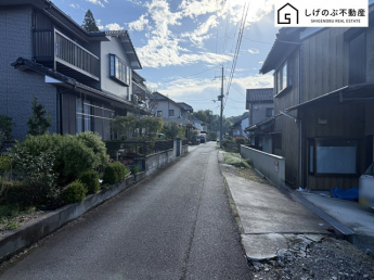 前面道路です。