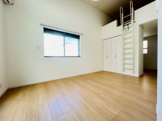 【居間・リビング】