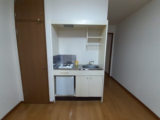 キッチンでお料理をお楽しみください