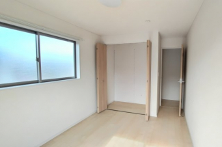 個人の部屋や寝室として使える洋室です