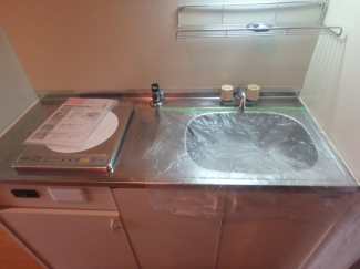 コンパクトなキッチンで掃除もラクラク