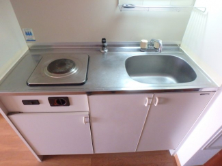 コンパクトなキッチンで掃除もラクラク