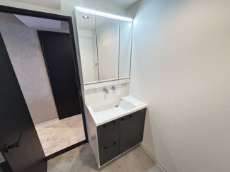 【独立洗面台】