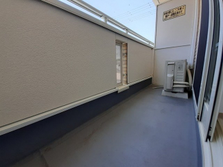 【バルコニー】