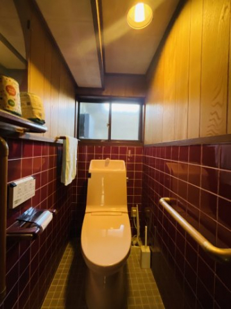 清潔感のあるトイレです