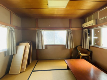 趣のある和室です