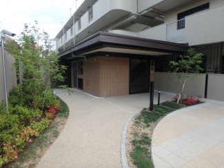 ゆとりのあるエントランスです