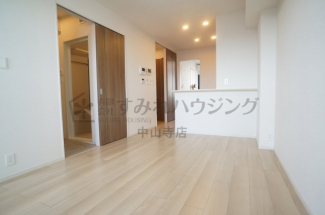 【居間・リビング】