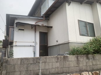 落ち着いた雰囲気の外観です