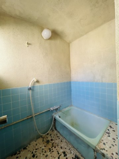 ゆったり過ごせるお風呂です