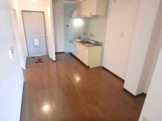 ゆったり過ごせるリビングです