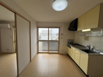 【居間・リビング】